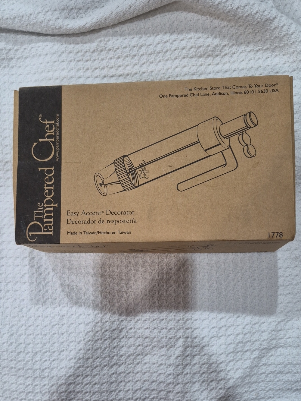 The Pampered Chef Easy Accent Decorator In Original Package Complete Set